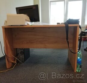 Stůl do pracovny a pod - 2