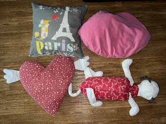 Polštáře IKEA - 2