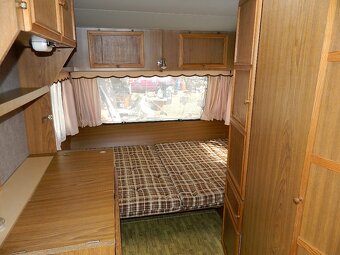Karavan pro 4 osoby - 2