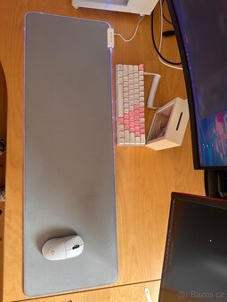 Razer Goliathus Extended Chroma 92×29 cm – funkční RGB - 2