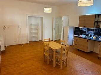 Pronájem 2+kk, Písek - Velké náměstí, 75m - 2