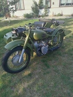 Ural,Dněpr MW 750 s pohonem sajdy-Zrenovovaný - 2
