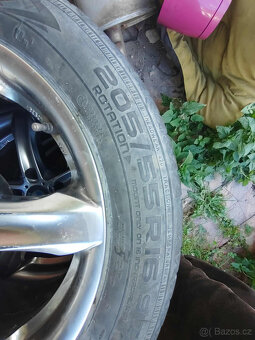 BMW E90-91, 205/55/R16, zimní ,AL kola+ pneu dojetí - 2