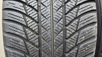 Zimní pneu 225/45/18 Bridgestone - 2