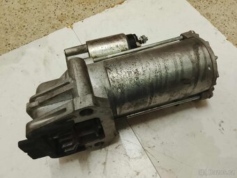 Ford  tranzit  2.4  td - 2