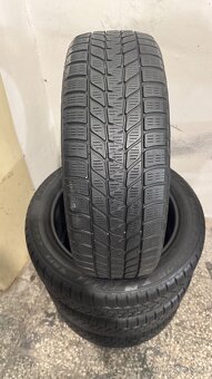 Zimní pneu 205/55/17 Bridgestone Blizzak LM 25 - 2