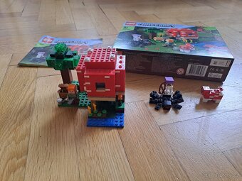 Lego Minecraft 21179 Houbový domek - 2