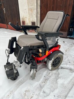 elektrický invalidní vozík - 2