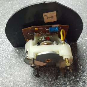 Fiat UNO - Turbo otáčkoměr . - 2