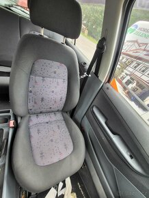 Přední sedadla ze škoda Fabia 1 - 2