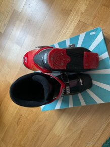 Lyžařské sjezdové boty 21,5 - 2
