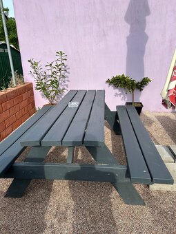 První set, lavice +stůl - 2