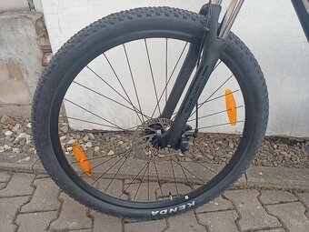 Horské kolo Giant Talon 29 - 2