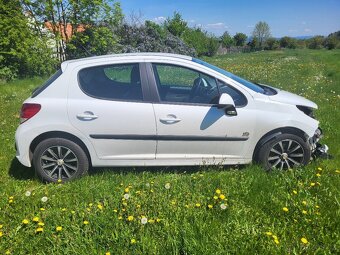 Prodám havarovaný Peugeot 207 - 2