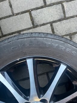 Kola ford focus - 2