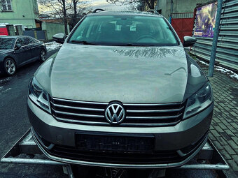 Vůz na náhradní díly VW Passat B7 kombi 2015 CFFB NFU LC8Y - 2