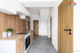 Prodej bytu 2+1, 47 m², Otrokovice, ul. Letiště - 2