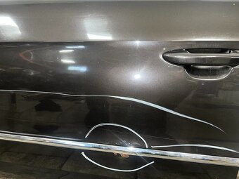 Levé přední dveře hnědá metalíza LC8Z VW Passat CC r.v. 2011 - 2