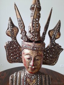 Drevena socha Buddha - 2