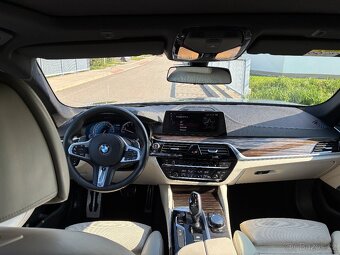BMW 540i xDrive Individual - 2