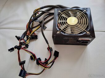 Enermax Pro 82+ 425W - 2