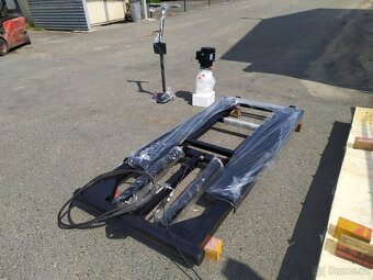 Mobilní nůžkový zvedák CARLIFT CL2700 2,7T - 2
