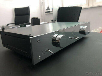 Předzesilovač Burmester 877, špičkový zesilovač - 2