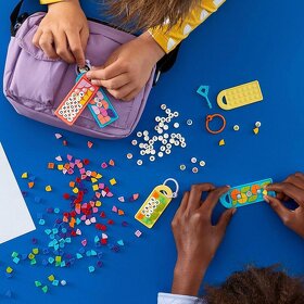 LEGO® DOTS 41949 Mega balení ozdob na tašku – zábavné vzkazy - 2