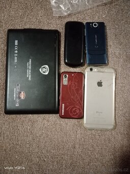 Telefon na prodej - 2
