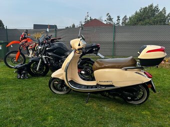 Skútru BUFFLER SR125N 2600km - 2