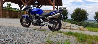 Honda hornet 900 - 2