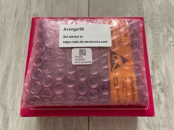 Vývojová deska AVENGER96 - 2