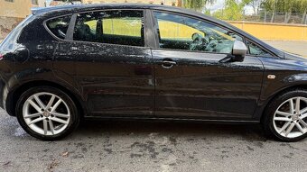 Seat Leon 1.8 TSI Turbo, 2012 – 145.000 km, servisní knížka - 2