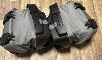 BMW SPORT KUFRY SET F800S/ST - 2