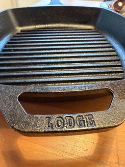 Litinová grilovací pánev lodge - 2
