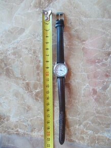 Hodinky dámské - 2