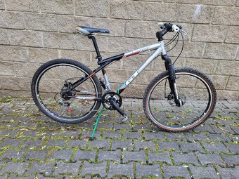 GT Avalanche 3,0 ve velikosti S - 2