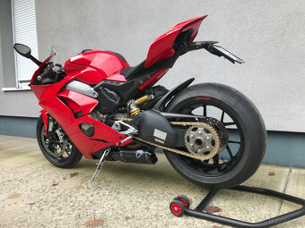 Ducati Panigale V4, 9.064 km - 2