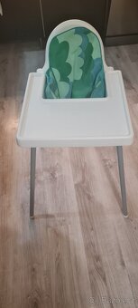 Daruji jidelni zidlicku Ikea s prislusenstvim - 2