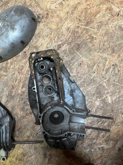 Kartéry motoru čz jednoválec - 2