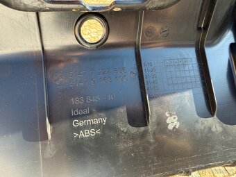 Hrana kufru BMW F10 - 2