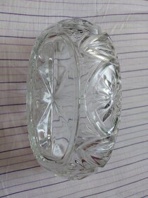 Broušená skleněná oválná mísa - 2