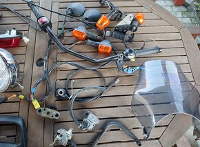 Suzuki GS 500 - díly - karburátory - 2