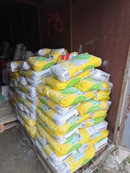 Prodej omítky Weber 0,5 mm – 52 pytlů - 2