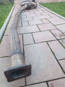 BMW výfuk e61/e60 na - 2