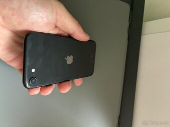 IPhone SE 2020 64 GB - 2