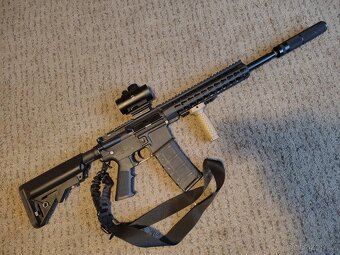 Airsoft M4 Lancer Tactical 1.7J - 2