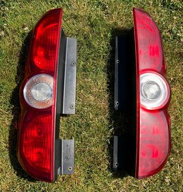 Světla na Fiat Doblo Maxi - 2