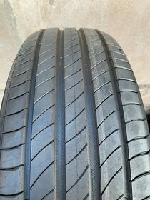 Letní pneu 215 60 17 Michelin jako nové 3ks - 2