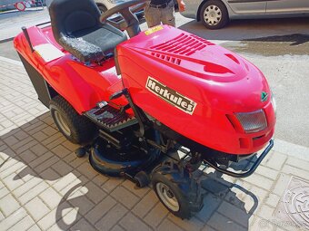 Zahradní traktůrek CASTELGARDEN TCP 102 Hydro - 2